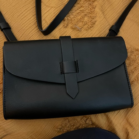 Purses - Picture 5 of 8